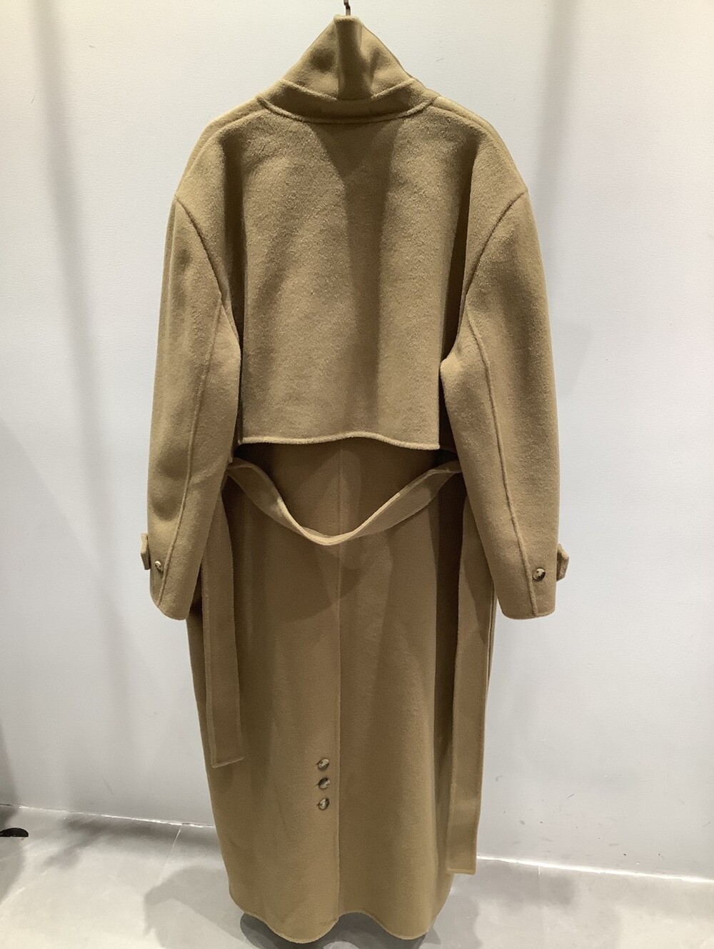 Reiss Arlo Atelier Wool Blindseam Double-Breasted Coat in Khaki - Picture 14 of 16